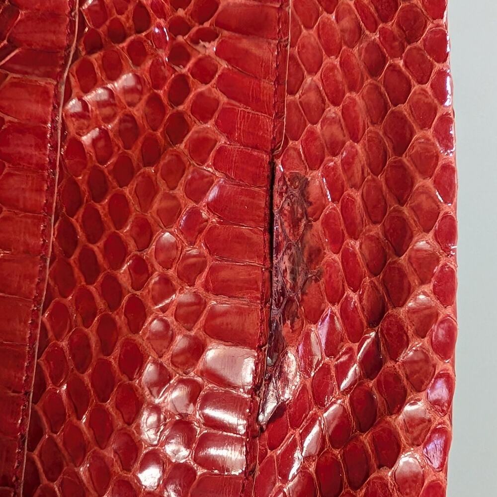 Morris Moskowitz Vintage | Genuine Reptile Crossbody Bag | Red - Picture 3 of 15
